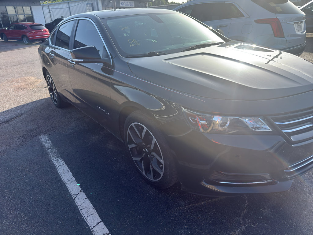 Used 2018 Chevrolet Impala Premier FWD image 1