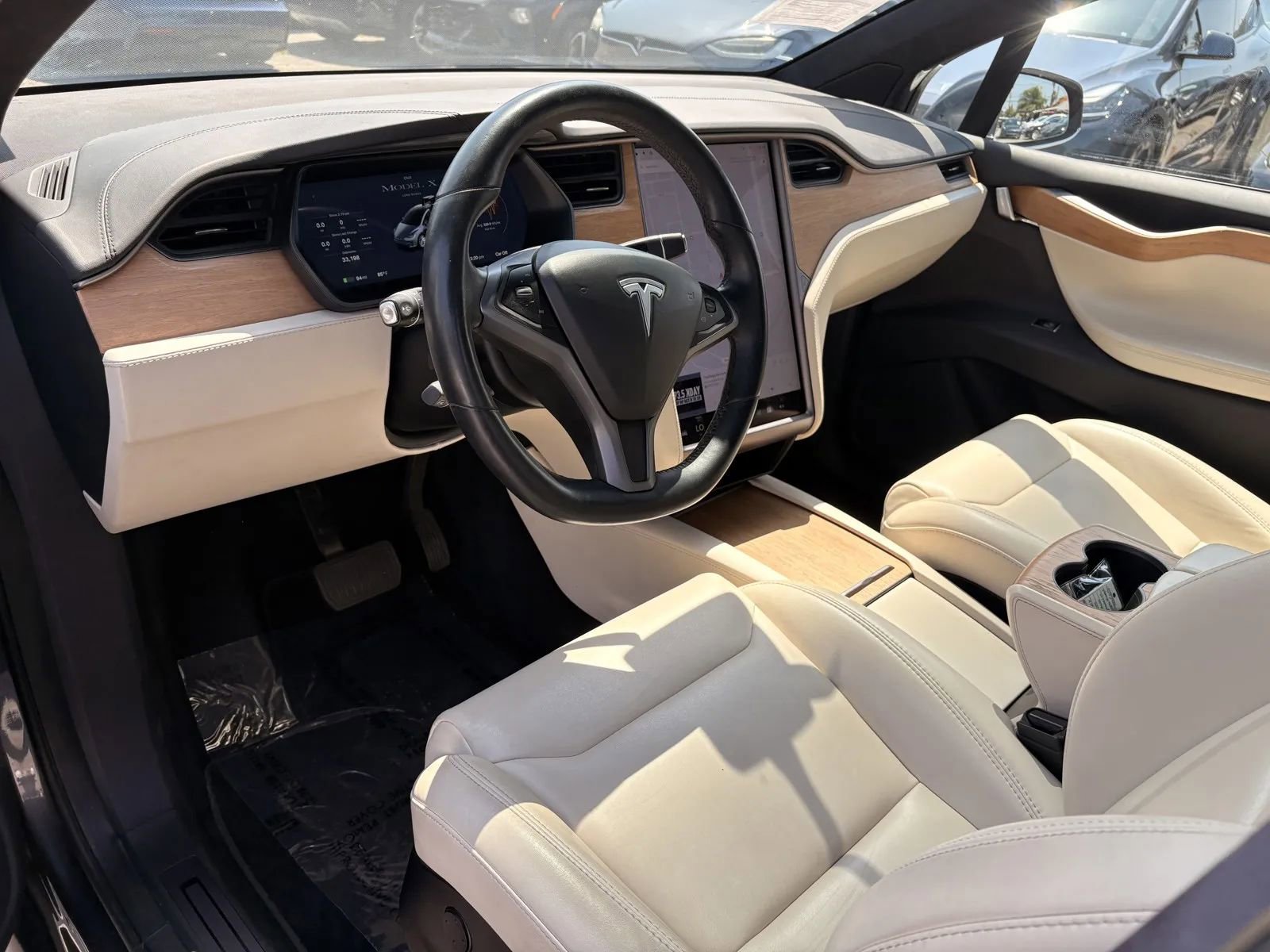 Used 2019 Tesla Model X Long Range AWD/4WD image 10