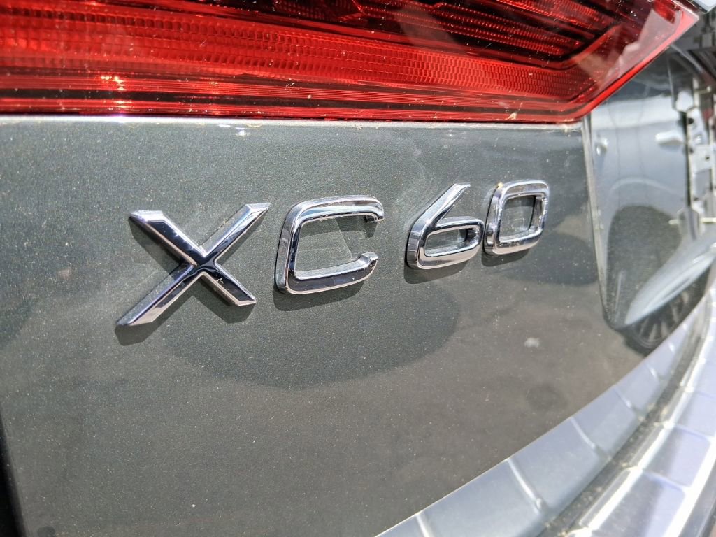 New 2026 Volvo XC60 T8 Ultra w/ Protection Package Premier AWD/4WD image 7