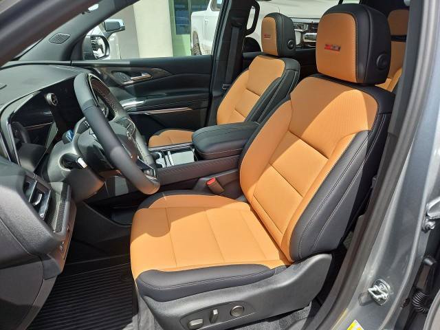 New 2027 Chevrolet Traverse Z71 w/ Enhanced Driving Package AWD/4WD image 20