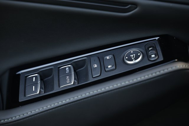 Used 2025 Honda Accord Touring image 17