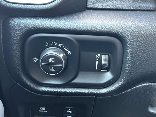 Used 2021 RAM 1500 Big Horn AWD/4WD image 5