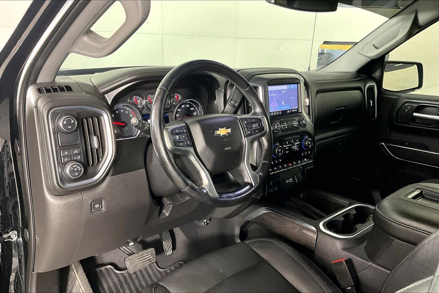 Used 2019 Chevrolet Silverado 1500 LTZ w/ LTZ Texas Edition RWD image 17
