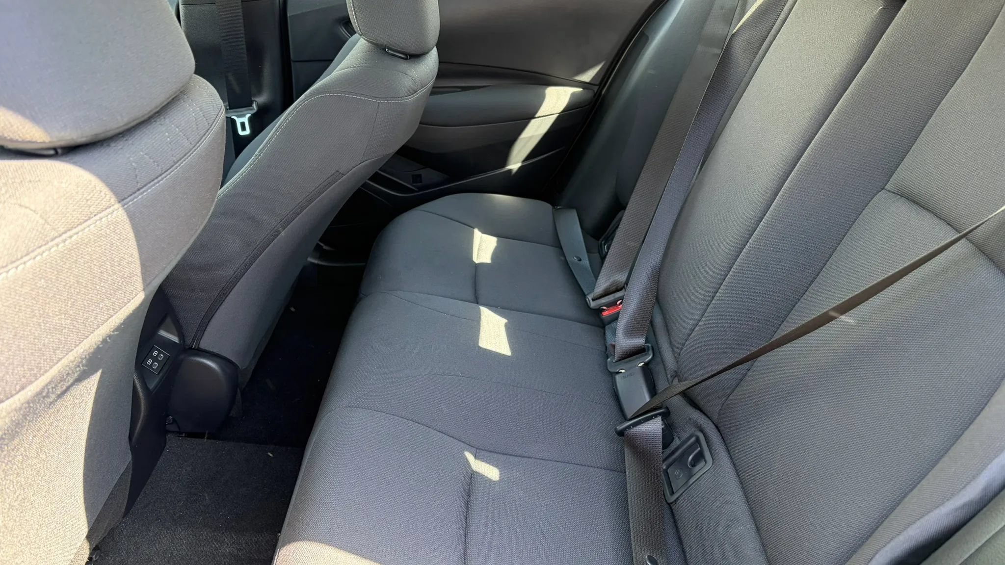Used 2026 Toyota Corolla LE FWD image 11