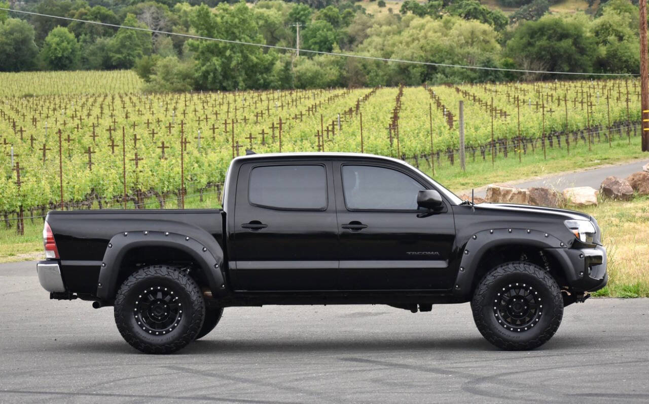Used 2014 Toyota Tacoma 4x4 Double Cab w/ TRD Off-Road Package image 10