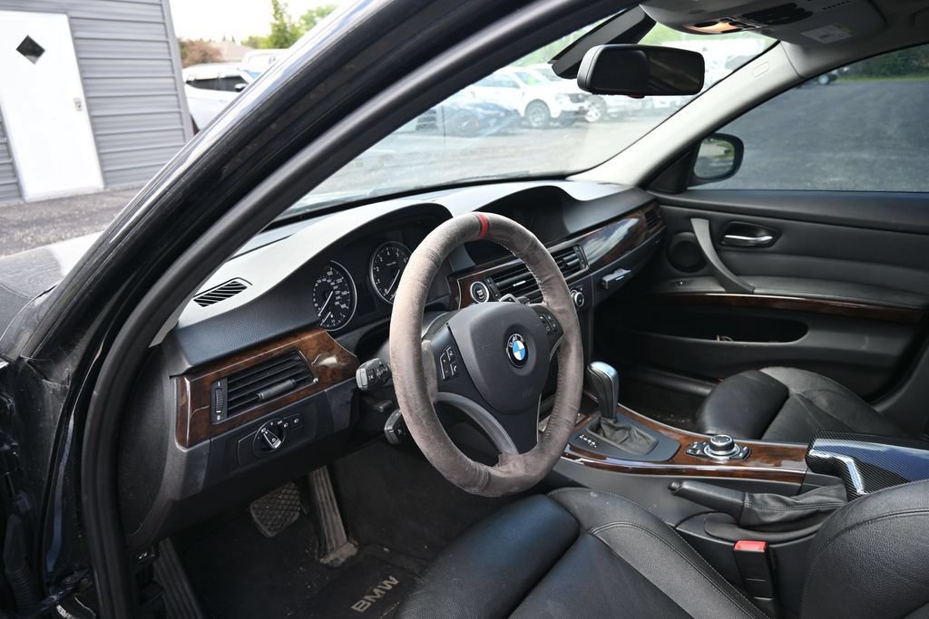 Used 2011 BMW 335i Sedan RWD image 11