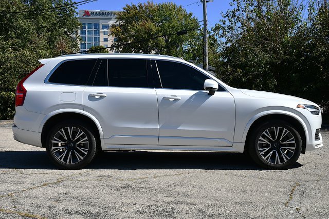 Used 2022 Volvo XC90 T6 Momentum w/ Climate Package AWD/4WD image 8