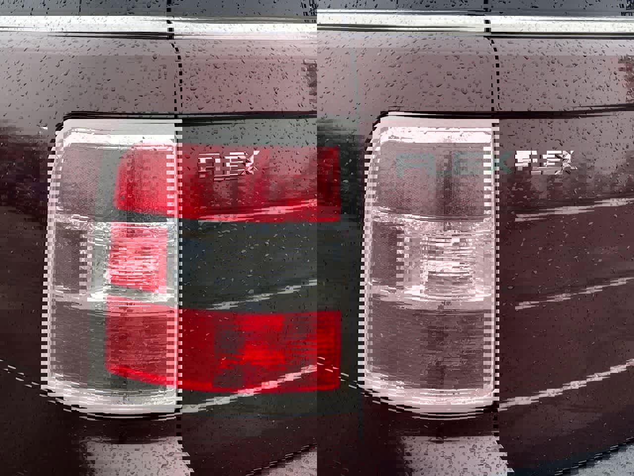 Used 2009 Ford Flex SEL image 35