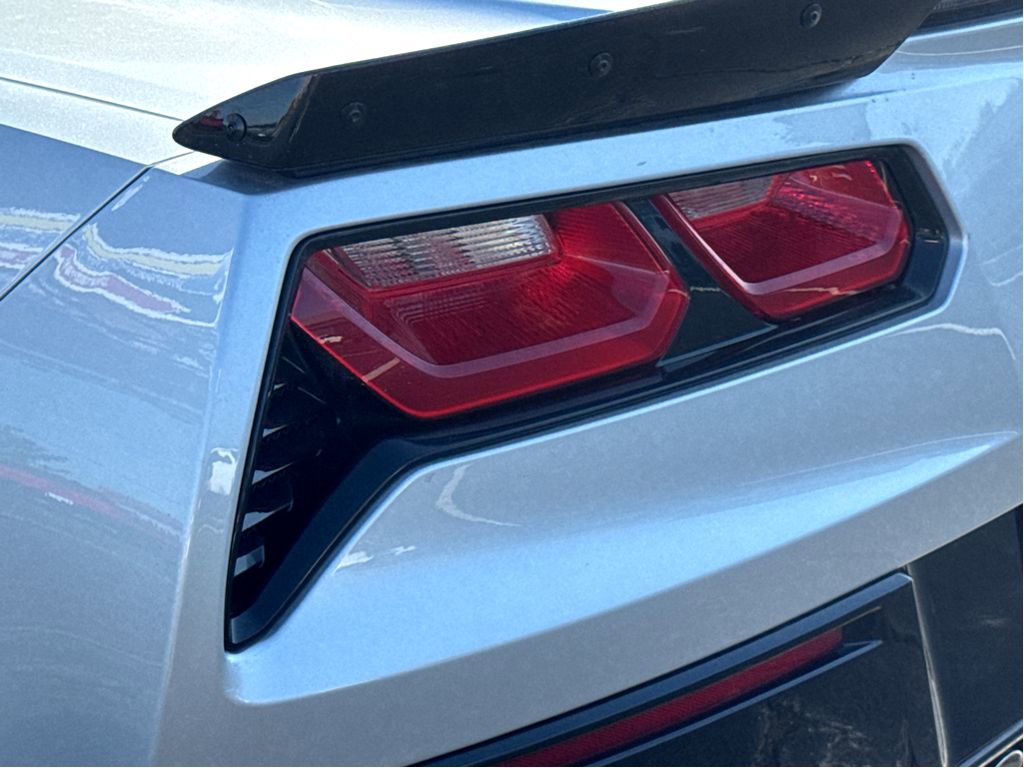 Used 2018 Chevrolet Corvette Grand Sport RWD image 6