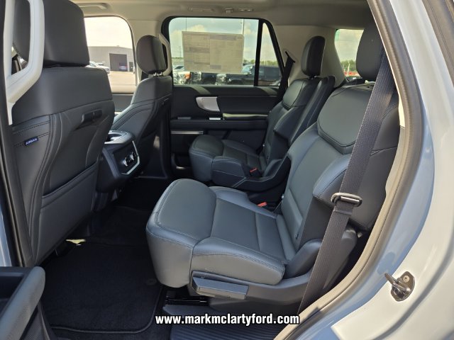 New 2026 Ford Expedition Active AWD/4WD image 10
