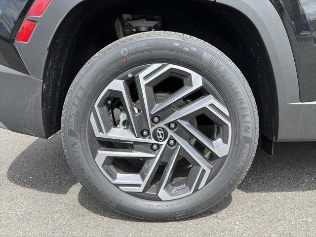 New 2025 Hyundai Tucson Limited image 8