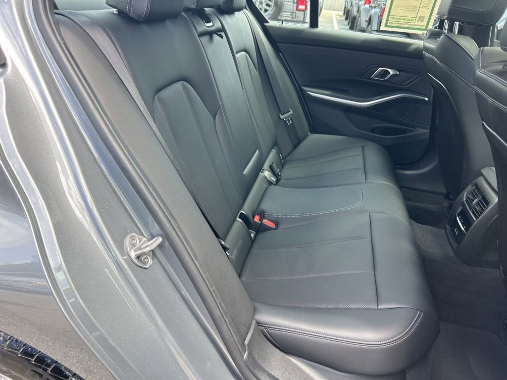 Used 2025 BMW 330i xDrive Sedan w/ Convenience Package image 26