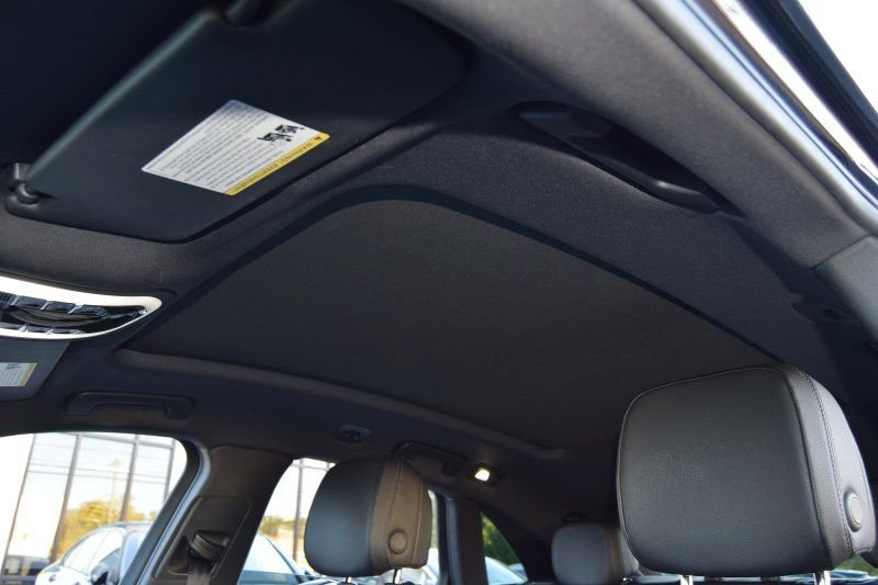 Used 2020 Porsche Macan image 35