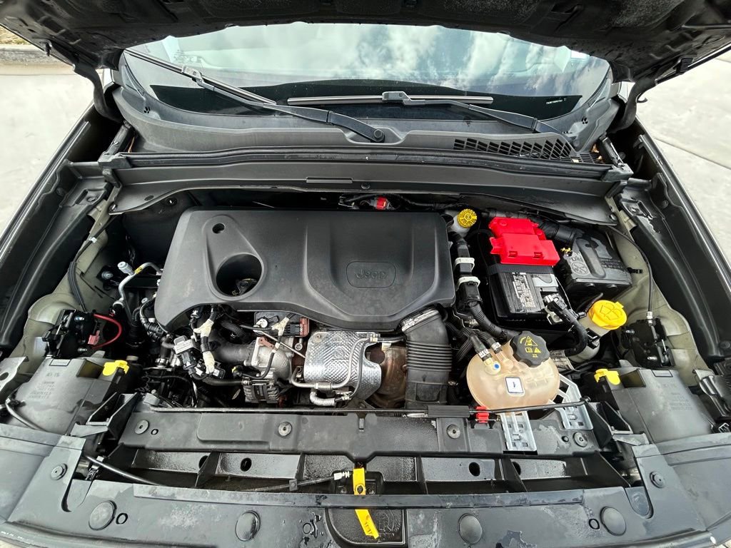 Used 2019 Jeep Renegade Trailhawk AWD/4WD image 34