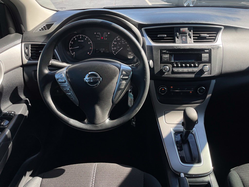 Used 2015 Nissan Sentra S FWD image 11