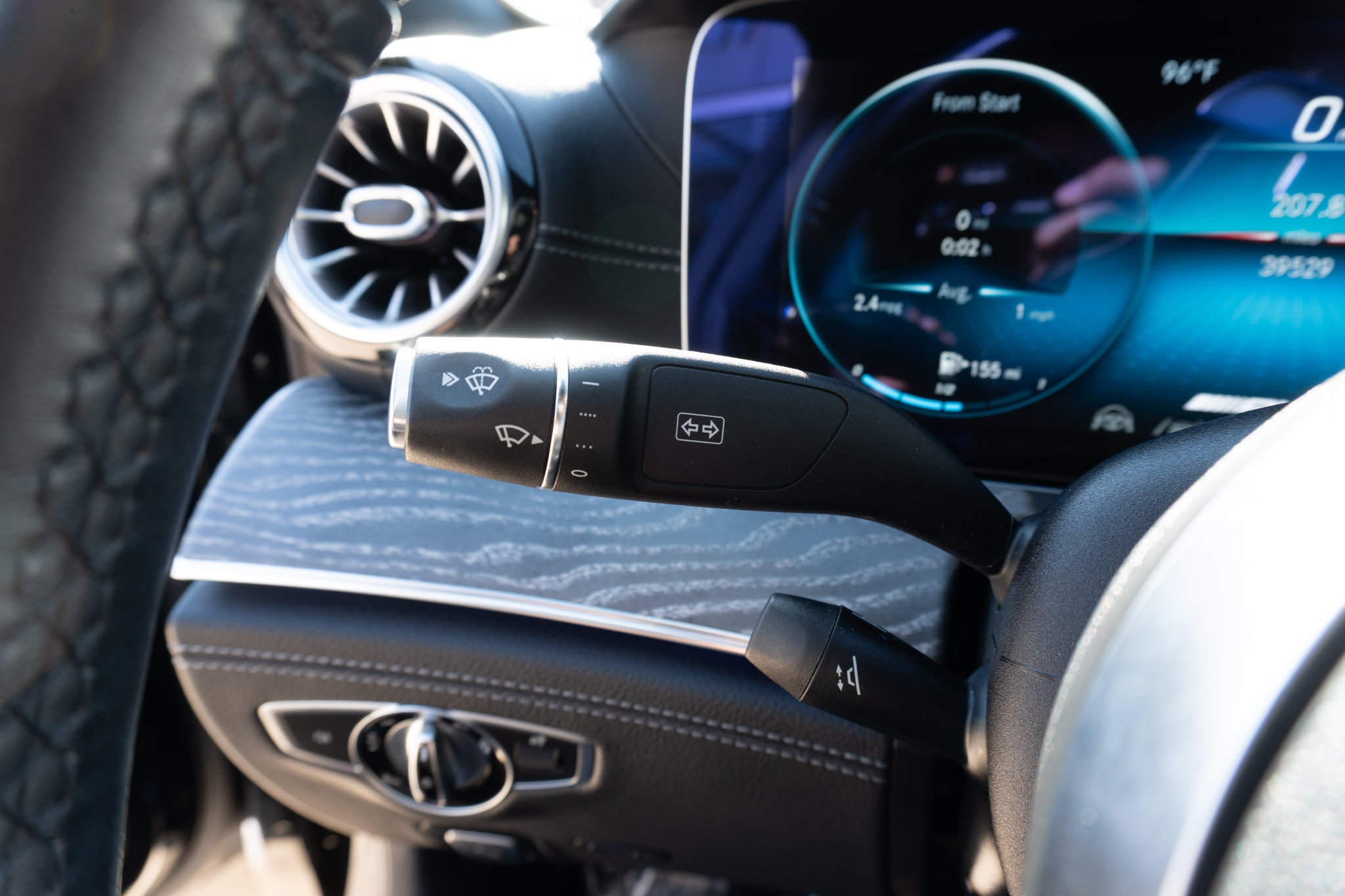 Used 2021 Mercedes-Benz AMG GT 63 image 36