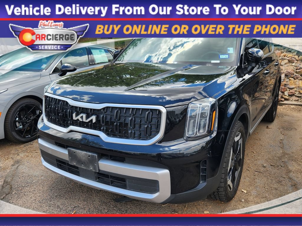 Used 2023 Kia Telluride EX w/ EX Captain's Chair Package FWD image 1