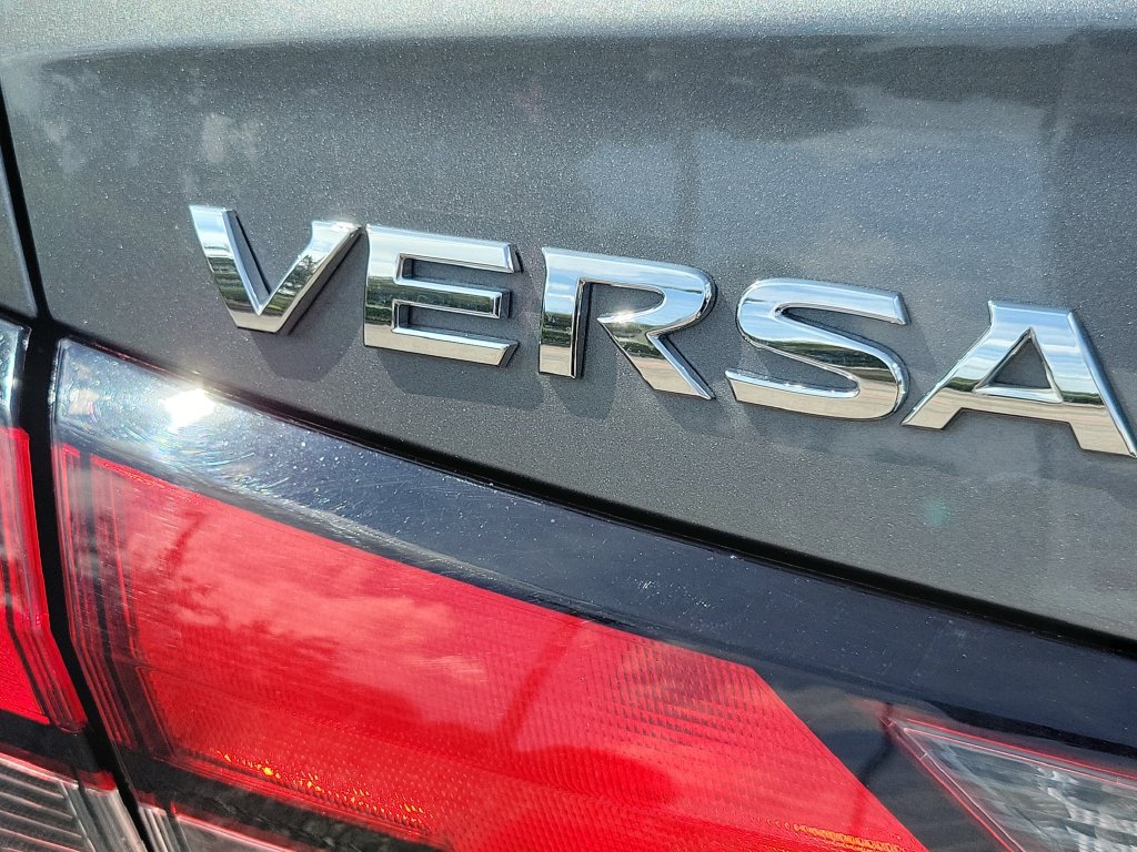 Certified 2025 Nissan Versa SV FWD image 7