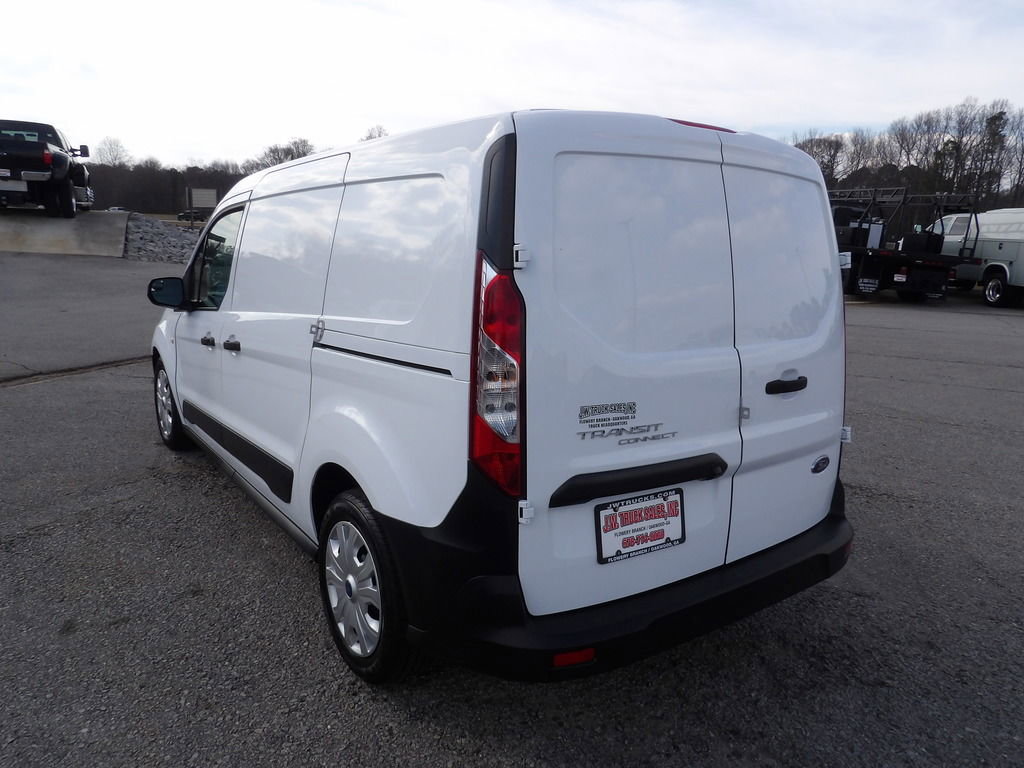 Used 2023 Ford Transit Connect XL image 5