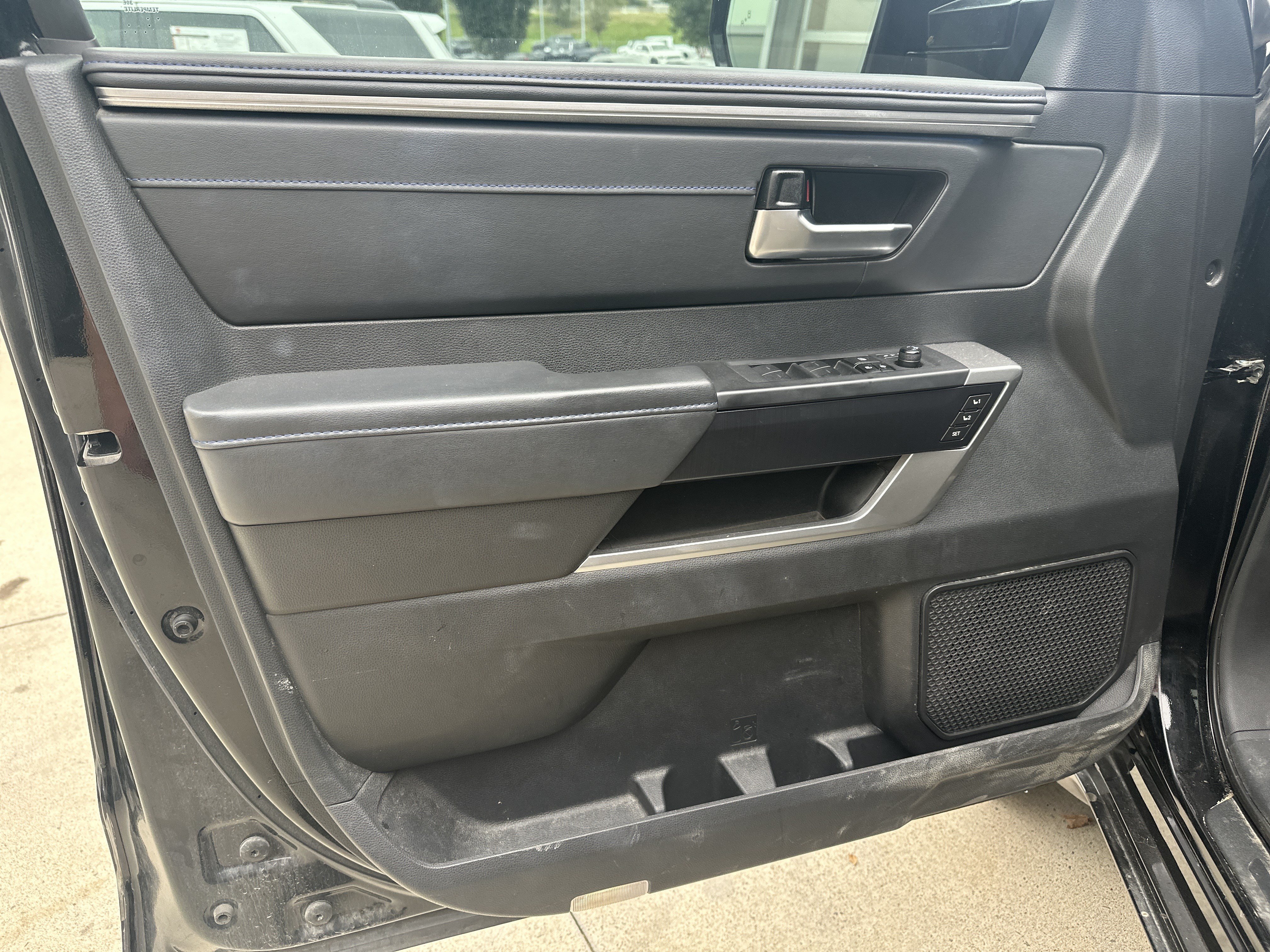 Used 2024 Toyota Tundra Platinum AWD/4WD image 13