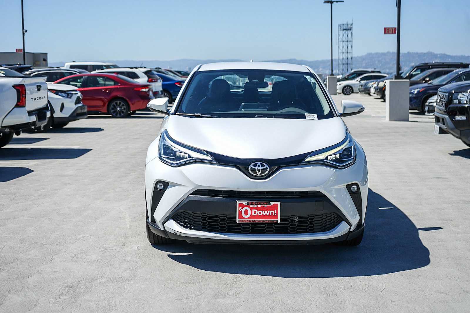 Used 2022 Toyota C-HR Limited FWD image 2
