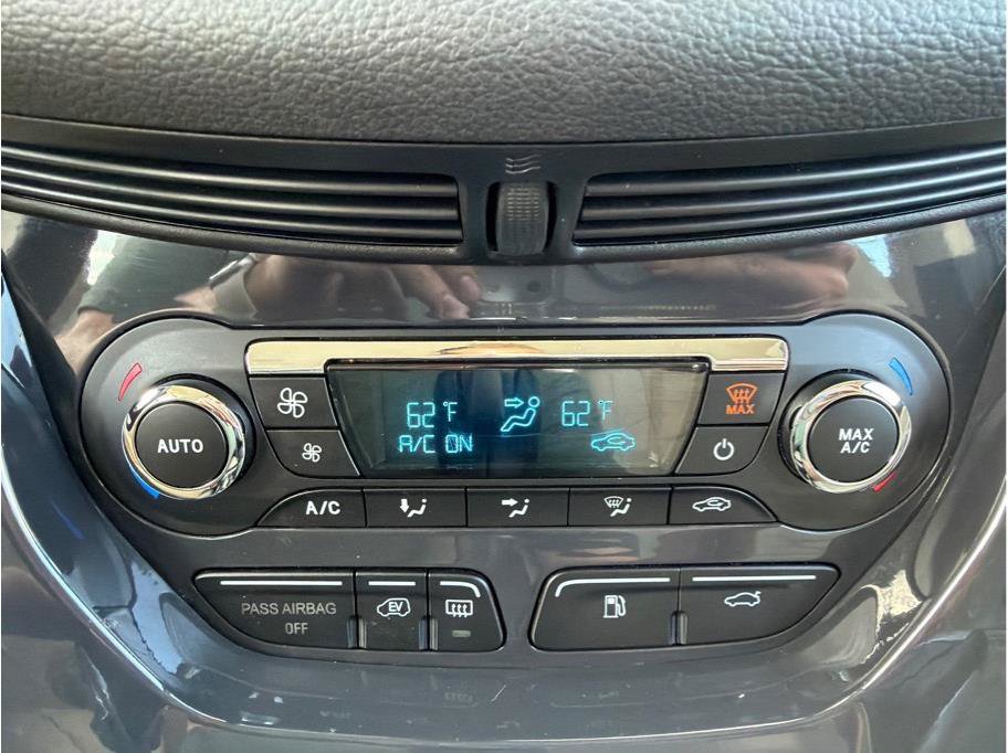 Used 2013 Ford C-MAX Energi SEL FWD image 22