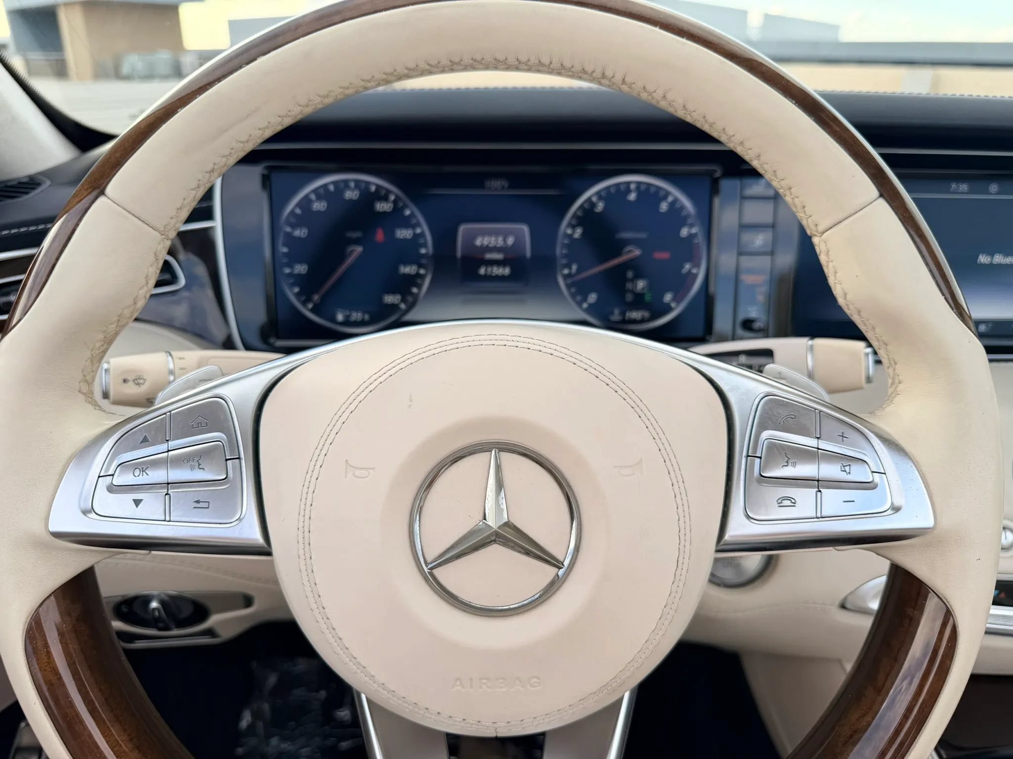 Used 2017 Mercedes-Benz S 550 Cabriolet image 25