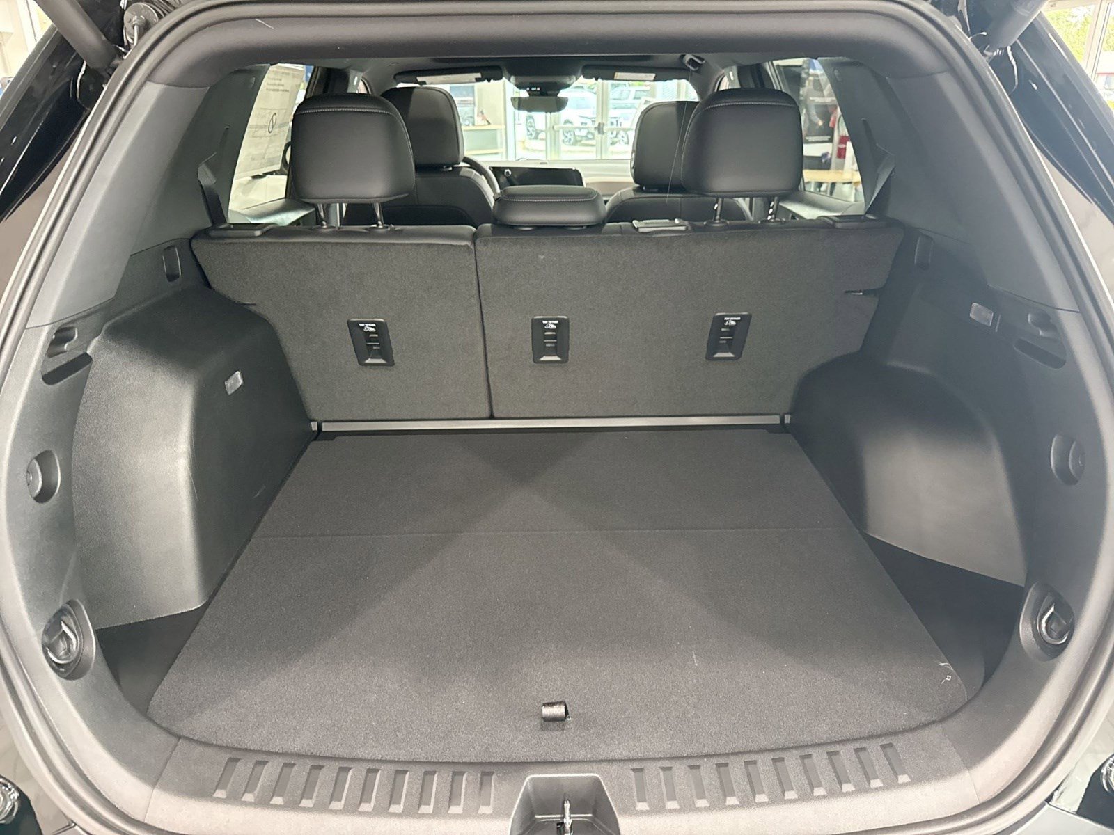 New 2026 Chevrolet Equinox LT w/ Convenience Package II FWD image 20