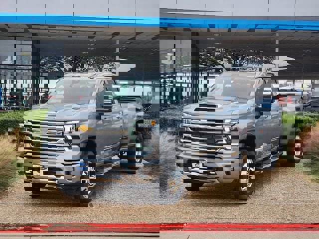 New 2026 Chevrolet Silverado 3500 High Country w/ High Country Premium Package image 3