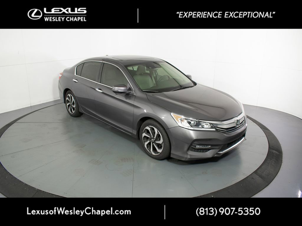 Used 2017 Honda Accord EX-L image 2