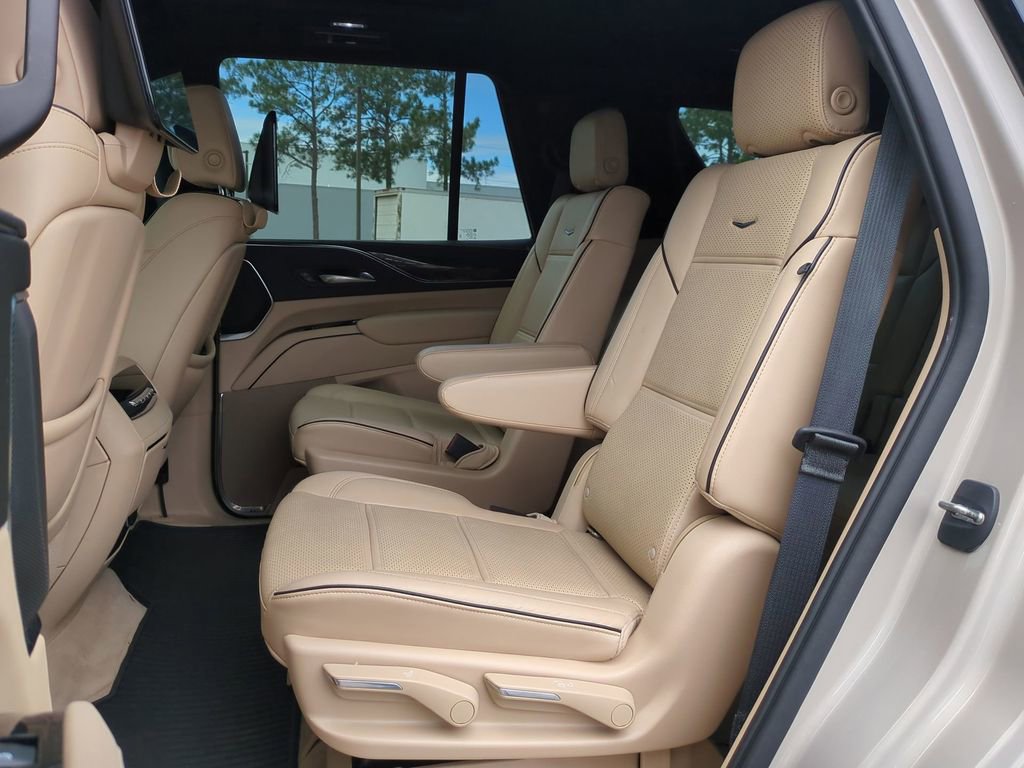 Used 2021 Cadillac Escalade Premium Luxury w/ Driver Assist Tech Package image 13