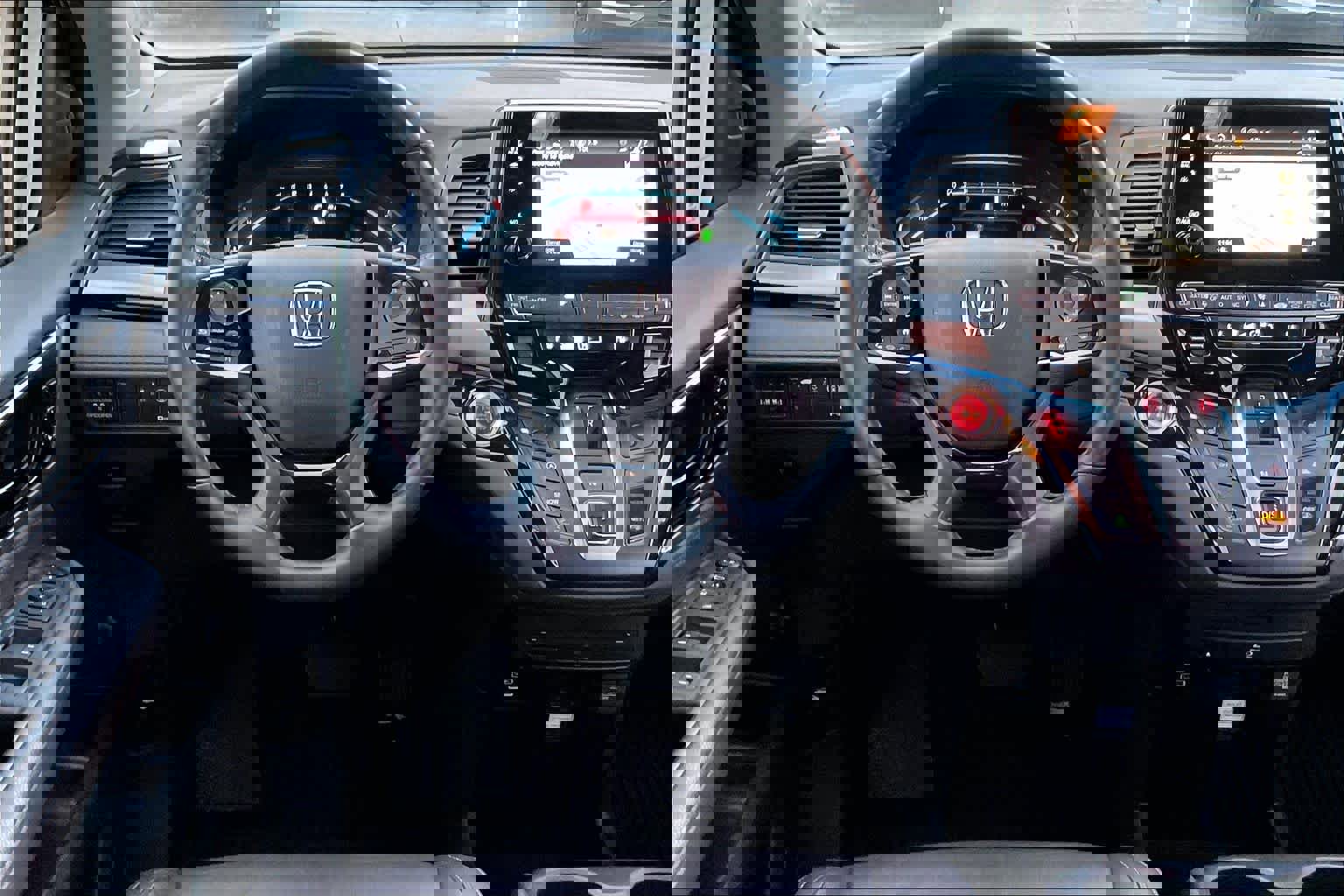 Used 2023 Honda Odyssey Touring image 7