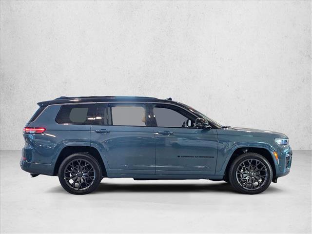 New 2026 Jeep Grand Cherokee L Summit w/ Obsidian Package image 5