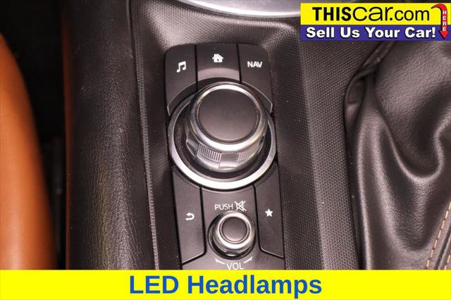 Used 2017 FIAT 124 Spider Lusso RWD image 24