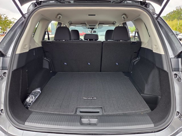 New 2027 Nissan Rogue S FWD image 14