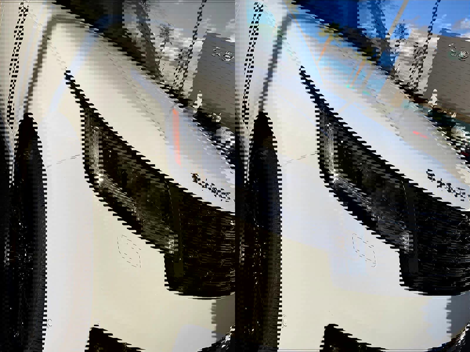 New 2025 Land Rover Range Rover SE image 33