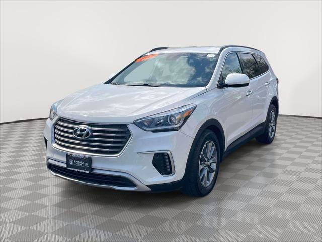 Used 2017 Hyundai Santa Fe SE image 3