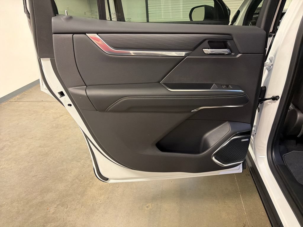 New 2026 GMC Acadia Elevation w/ Black Edition AWD/4WD image 29