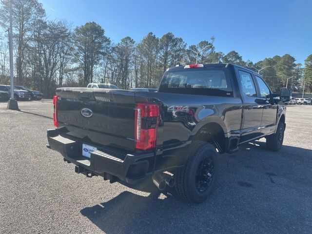 New 2026 Ford F250 XL w/ STX Appearance Package AWD/4WD image 3
