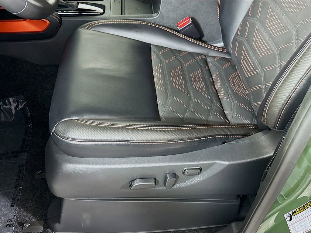 Certified 2025 Nissan Frontier PRO-4X w/ Pro Premium Package image 28