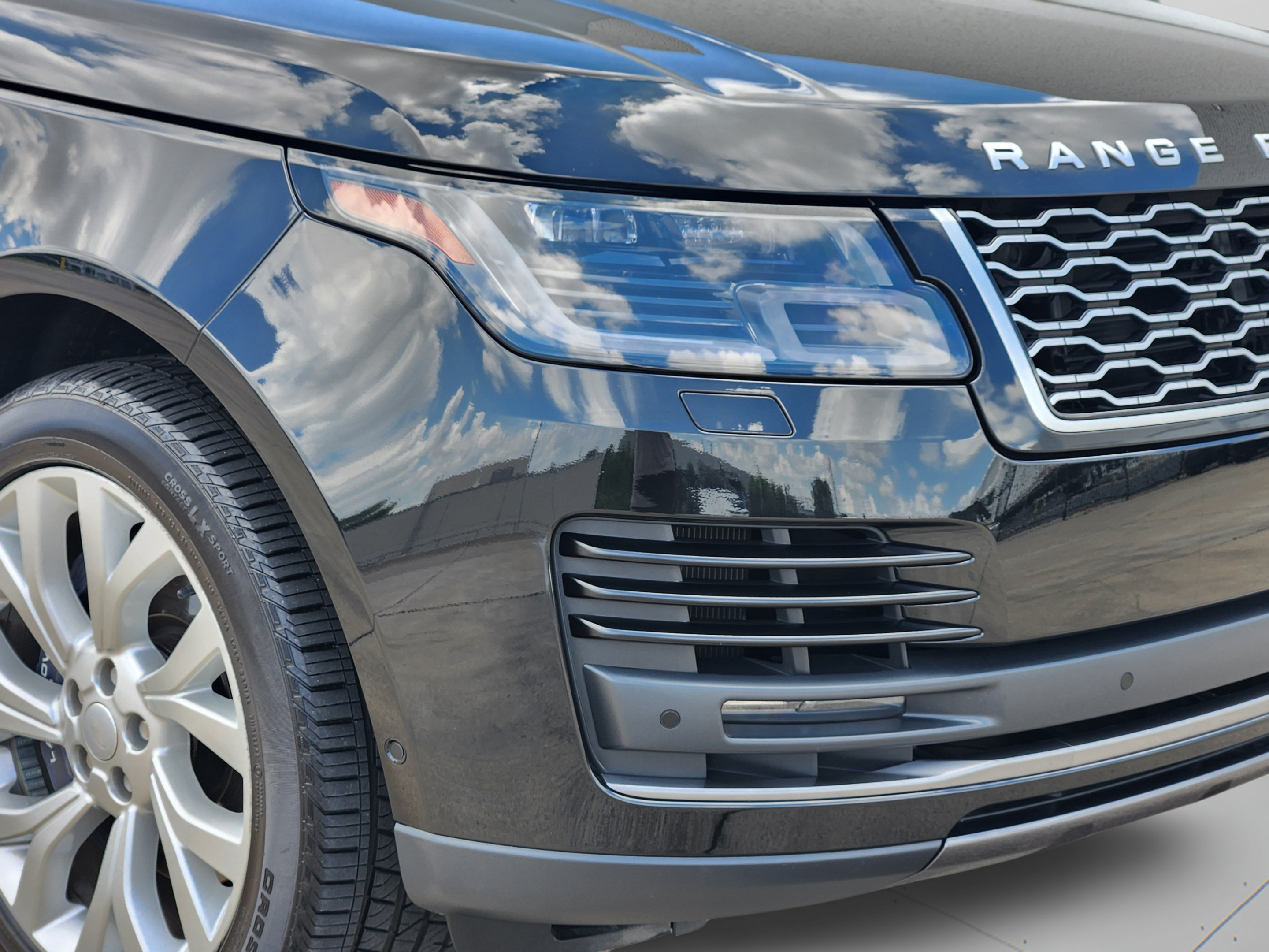 Certified 2022 Land Rover Range Rover P525 Westminster Edition LWB AWD/4WD image 31