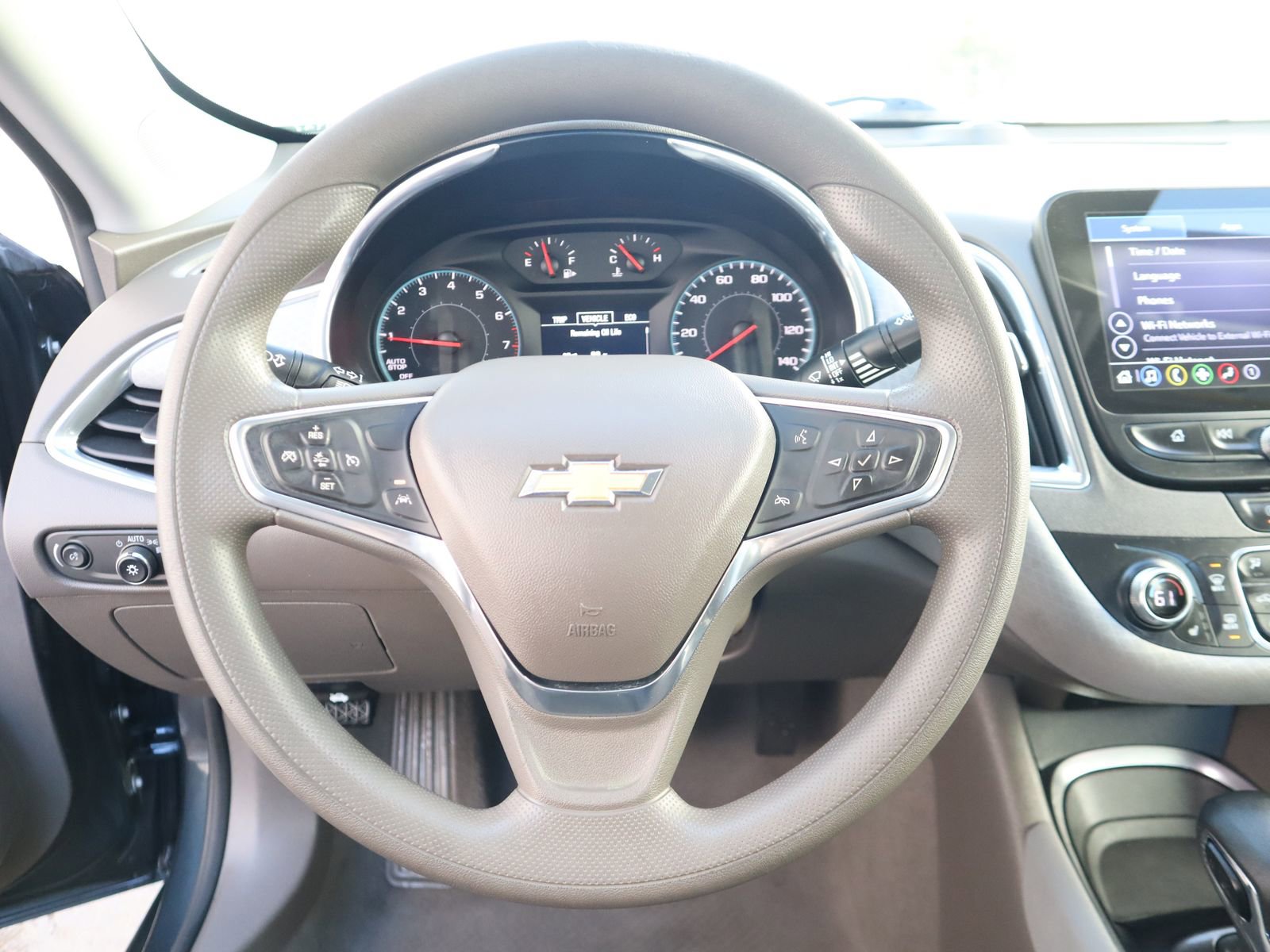 Used 2021 Chevrolet Malibu LT image 33