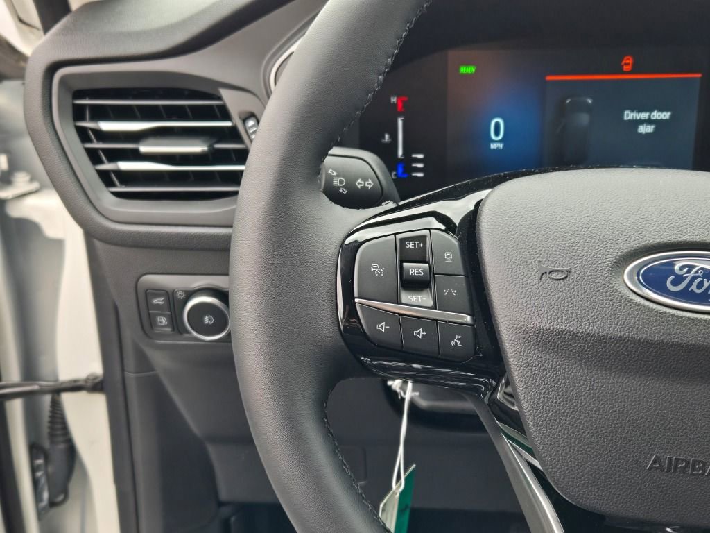 Used 2024 Ford Escape SE image 29