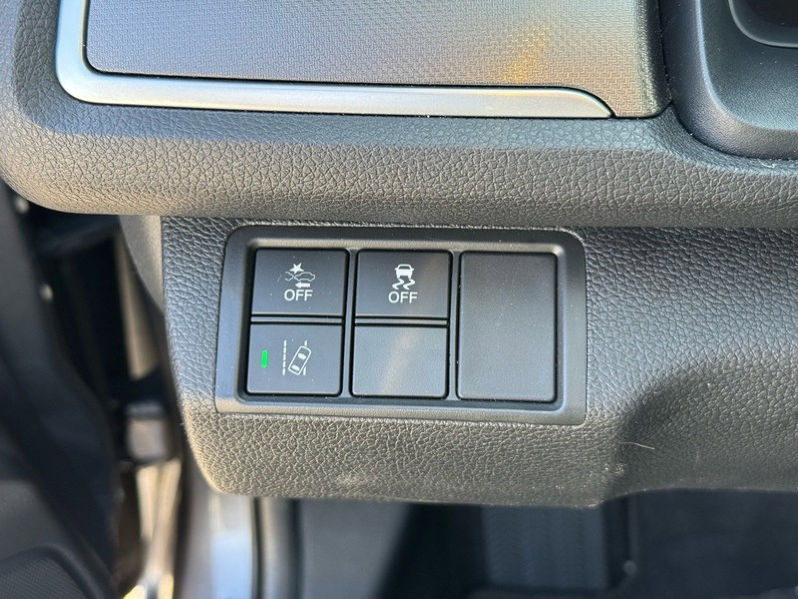 Used 2019 Honda Civic LX image 32