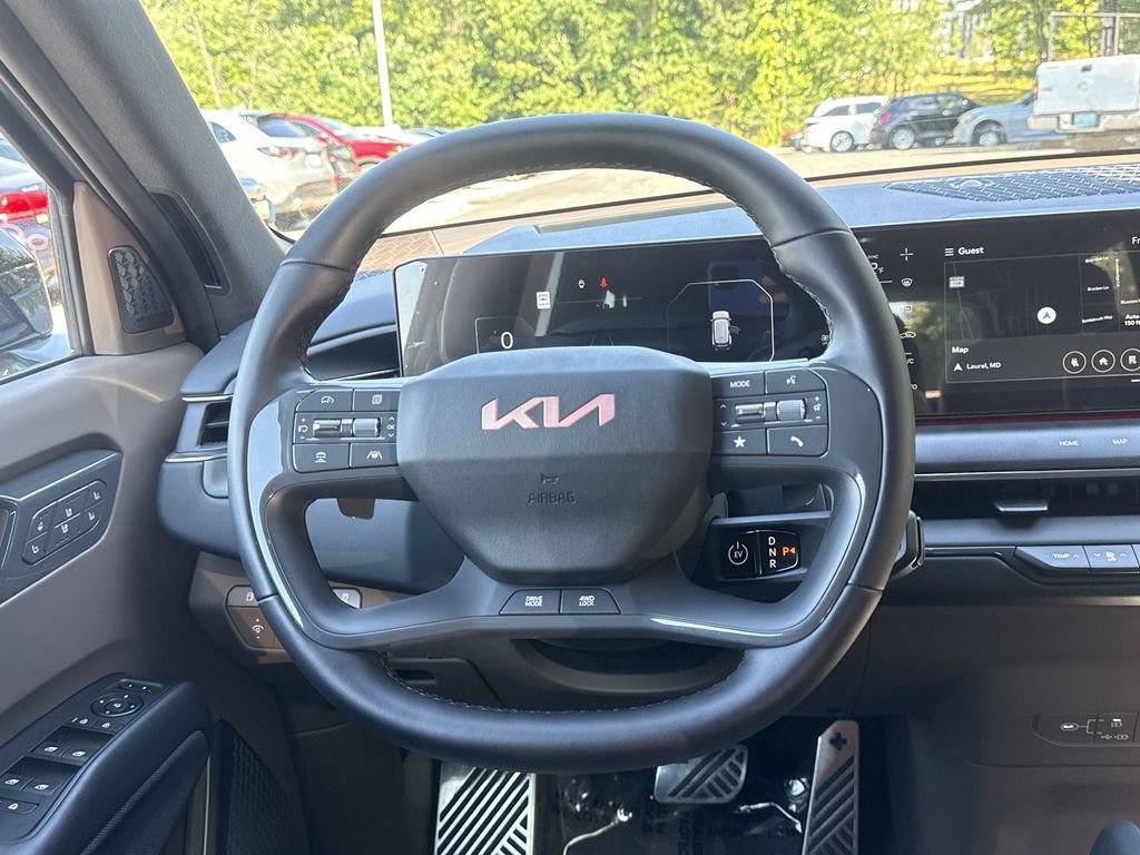 Used 2024 Kia EV9 GT-Line AWD/4WD image 11