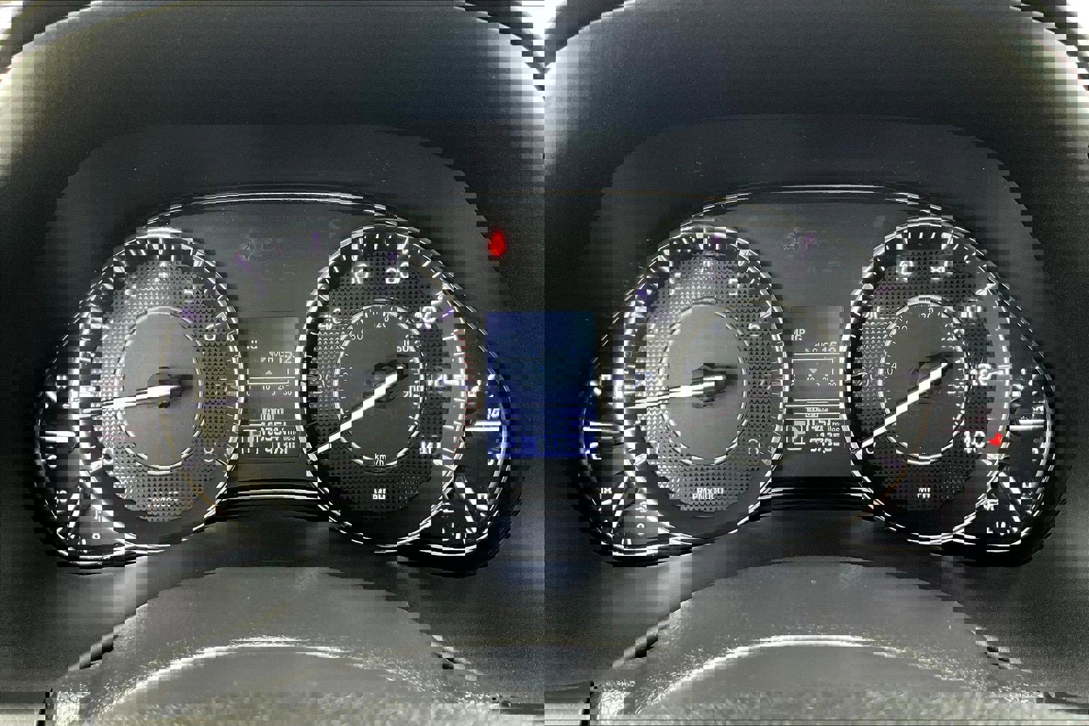 Used 2019 Nissan Armada Platinum image 22