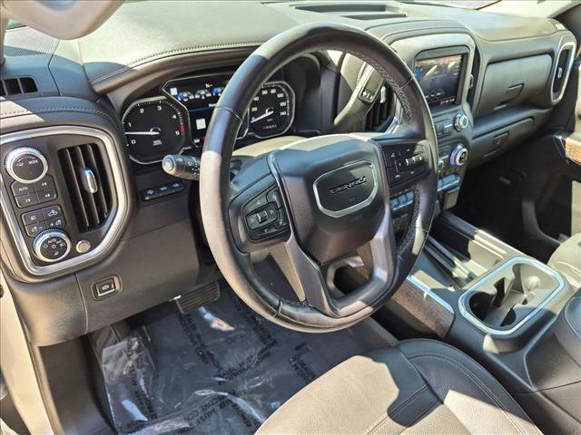 Used 2022 GMC Sierra 3500 Denali w/ Denali Ultimate Package AWD/4WD image 10