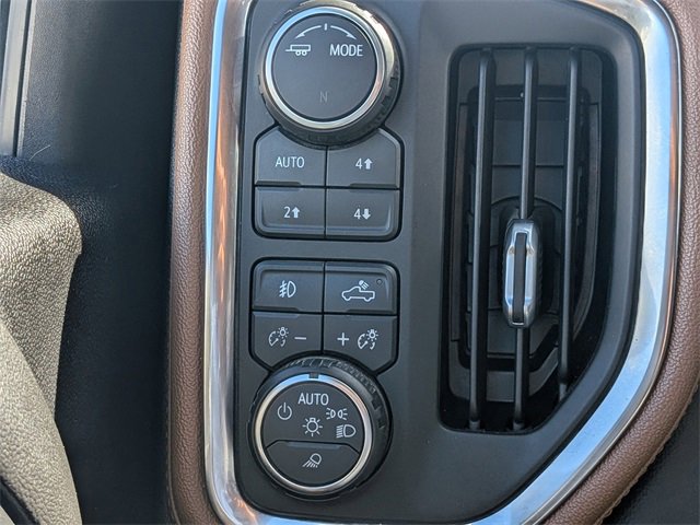 Used 2020 Chevrolet Silverado 2500 High Country w/ Z71 Off-Road Package image 26