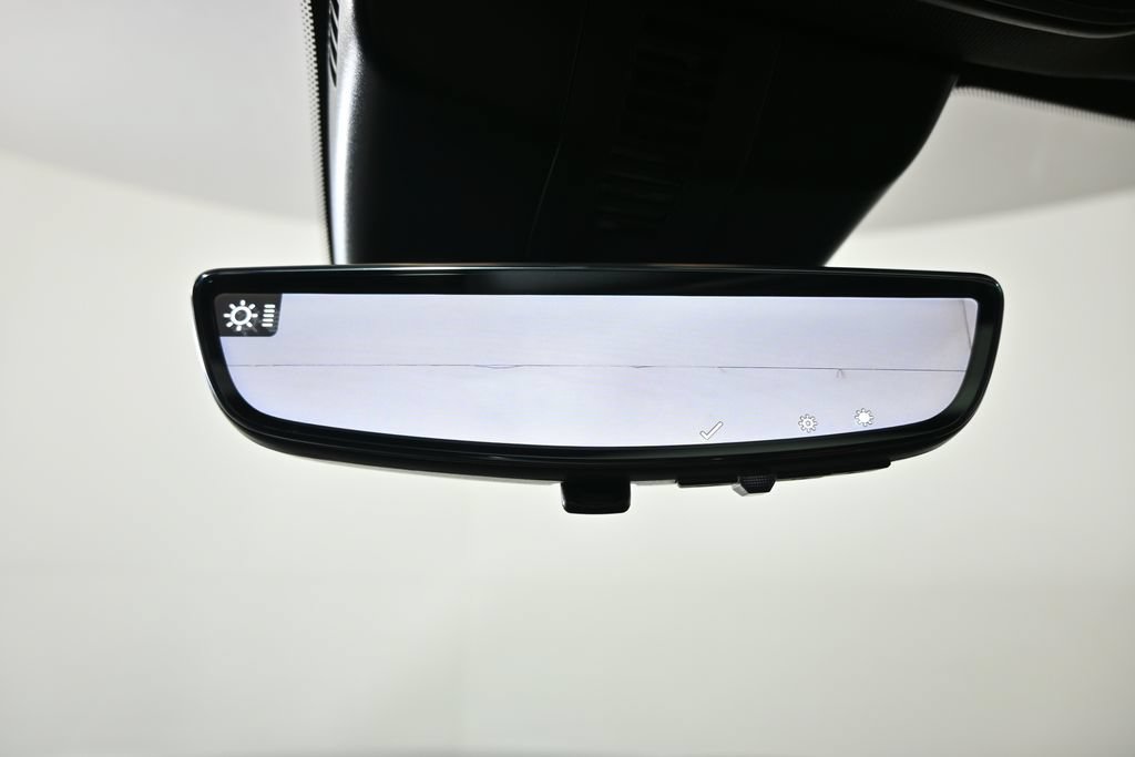Used 2026 Chevrolet Traverse High Country w/ LPO, Floor Liner Package AWD/4WD image 34