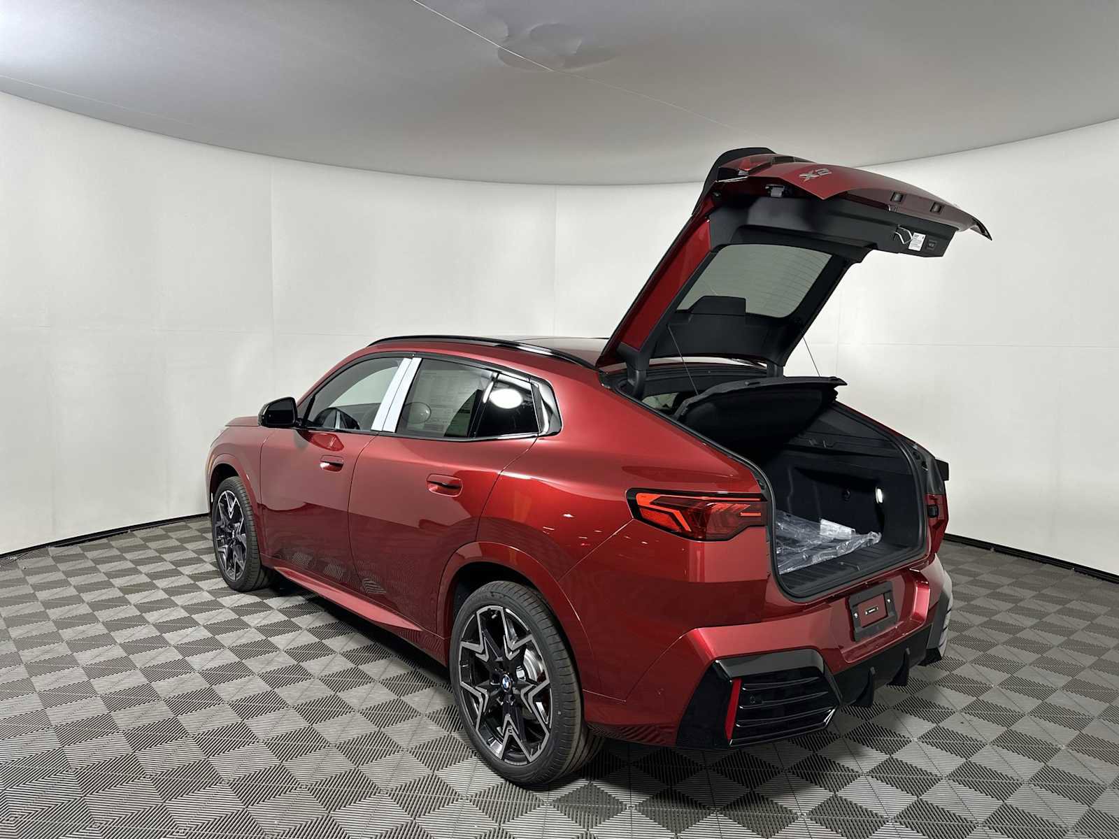 New 2026 BMW X2 xDrive28i w/ Technology Package image 19